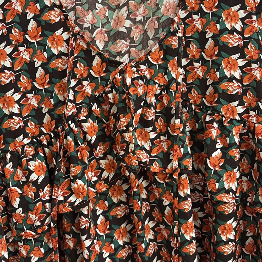 ✨Floral Fall 🍂 Entro Blouse✨ - Picture 6 of 7
